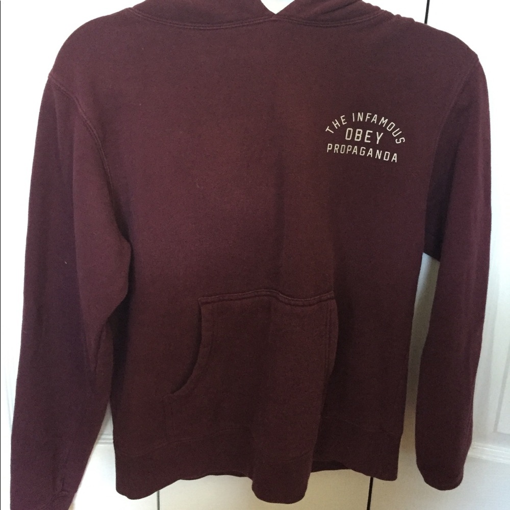 Obey sweater